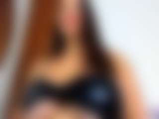 Live cam show with alejamoore - Brown Hair Toys on Gym Cam Girls