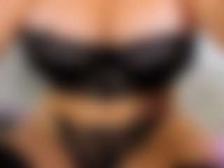 alejamoore's Live Sex Cam Show