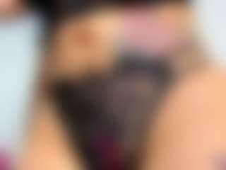 alejamoore's Live Sex Cam Show