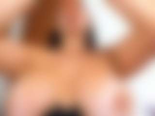 alejamoore's Live Sex Cam Show
