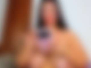 alejamoore's Live Sex Cam Show