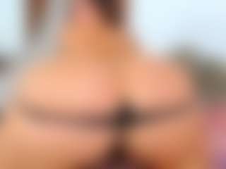 Live cam show with alejamoore - Asshole on TastyBlacksLive