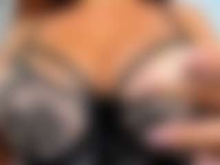 Live cam show with alejamoore - Colombian on Camsoda | colombia