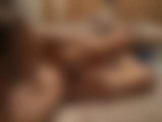 Kindareckless276's Live Sex Cam Show