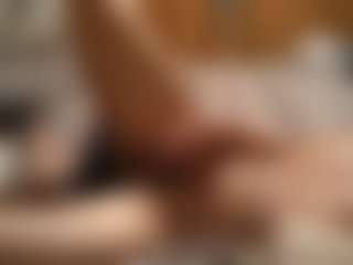 Kindareckless276's Live Sex Cam Show