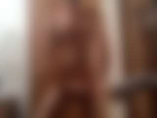 Kindareckless276's Live Sex Cam Show