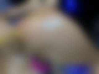 Live cam show with akiralisa - Big Tits Latina on Milfs Live