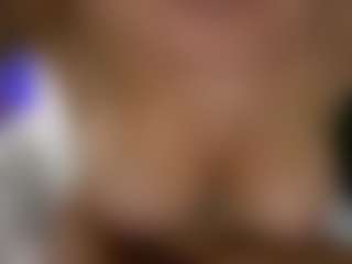 Live cam show with akiralisa - Bedroom Curvy on LiveSexCams6