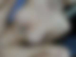 Live cam show with akiralisa - Shaved Pussy on Camsoda