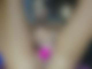 Live cam show with akiralisa - Tease Latina on CamClone