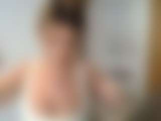British milf jessica Lou's Live Sex Cam Show