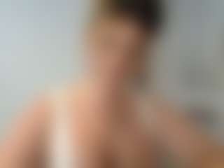 British milf jessica Lou's Live Sex Cam Show