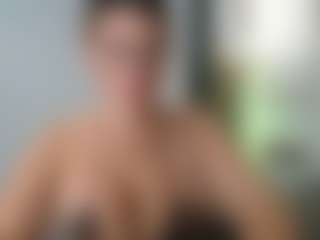 British milf jessica Lou's Live Sex Cam Show