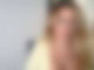 British milf jessica Lou's Live Sex Cam Show