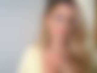 British milf jessica Lou's Live Sex Cam Show