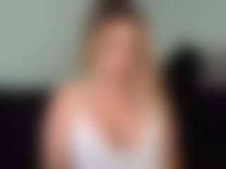 British milf jessica Lou's Live Sex Cam Show