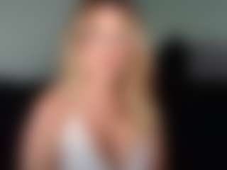 British milf jessica Lou's Live Sex Cam Show