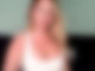 British milf jessica Lou's Live Sex Cam Show