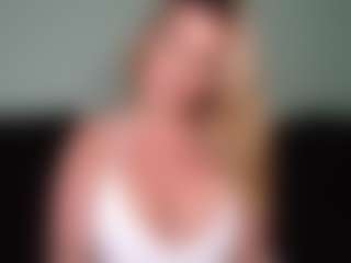 British milf jessica Lou's Live Sex Cam Show