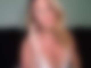 British milf jessica Lou's Live Sex Cam Show