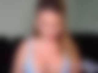 British milf jessica Lou's Live Sex Cam Show