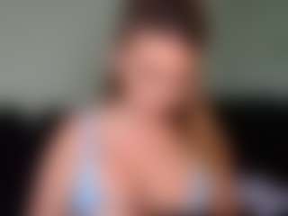 British milf jessica Lou's Live Sex Cam Show