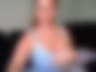 Live cam show with British milf jessica Lou - Pornstar Cum on Streamer API