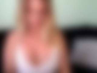 British milf jessica Lou's Live Sex Cam Show