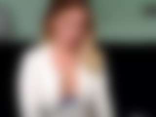 Live cam show with British milf jessica Lou - Blondie on https://playwithruby.com