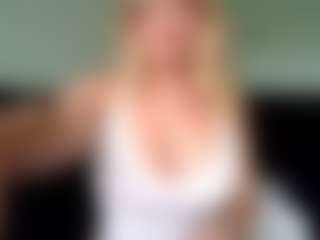 British milf jessica Lou's Live Sex Cam Show