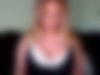 British milf jessica Lou's Live Sex Cam Show