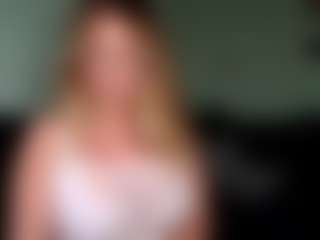 British milf jessica Lou's Live Sex Cam Show