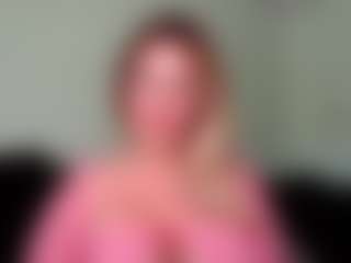 British milf jessica Lou's Live Sex Cam Show