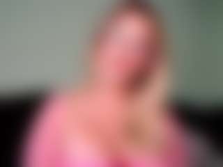 British milf jessica Lou's Live Sex Cam Show
