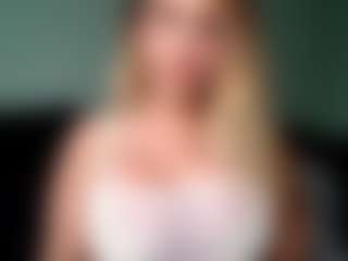 British milf jessica Lou's Live Sex Cam Show