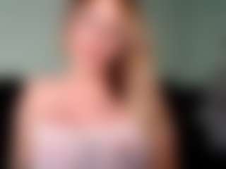 British milf jessica Lou's Live Sex Cam Show
