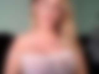 British milf jessica Lou's Live Sex Cam Show