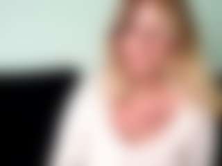 British milf jessica Lou's Live Sex Cam Show