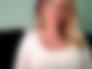 Live cam show with British milf jessica Lou - Shaved Pussy Big Tits on luckytryst.com