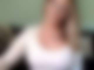 British milf jessica Lou's Live Sex Cam Show