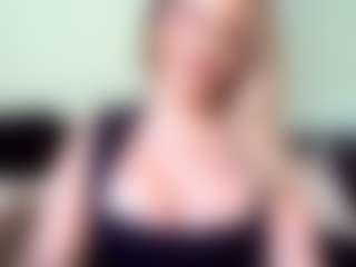 British milf jessica Lou's Live Sex Cam Show