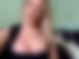 British milf jessica Lou's Live Sex Cam Show