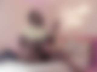 Live cam show with Daniela Price - Bedroom Black on crypto-cams | colombia
