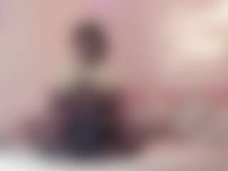 Show de cam en vivo con Daniela Price - Ebony Blowjob en Camsoda