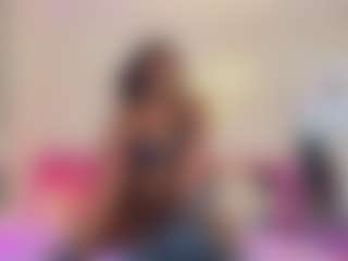 Live cam show with Daniela Price - Amateur Curvy on SinfulBabes