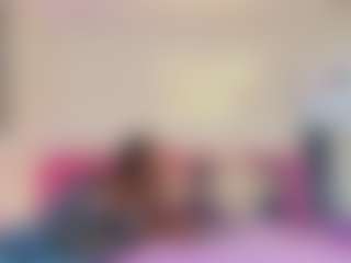 Live cam show with Daniela Price - BBW on UwU Esports