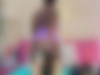 Live cam show with Daniela Price - Ebony Amateur on Hubzter Live
