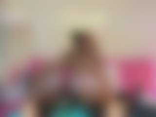 Live cam show with Daniela Price - Handjob on CamwithHer