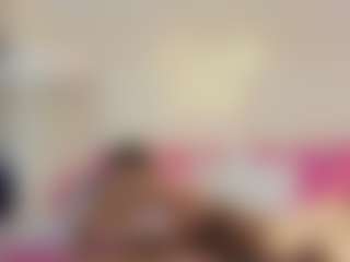 Live cam show with Daniela Price - Asshole Ebony on Fling VIP Chat