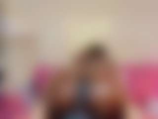 Live cam show with Daniela Price - Flashing on Camsoda